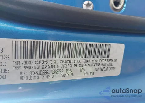 2018 Jeep Compass Latitude 4X4 z USA, uszkodzony, nr VIN 3C4NJDBB6JT202290